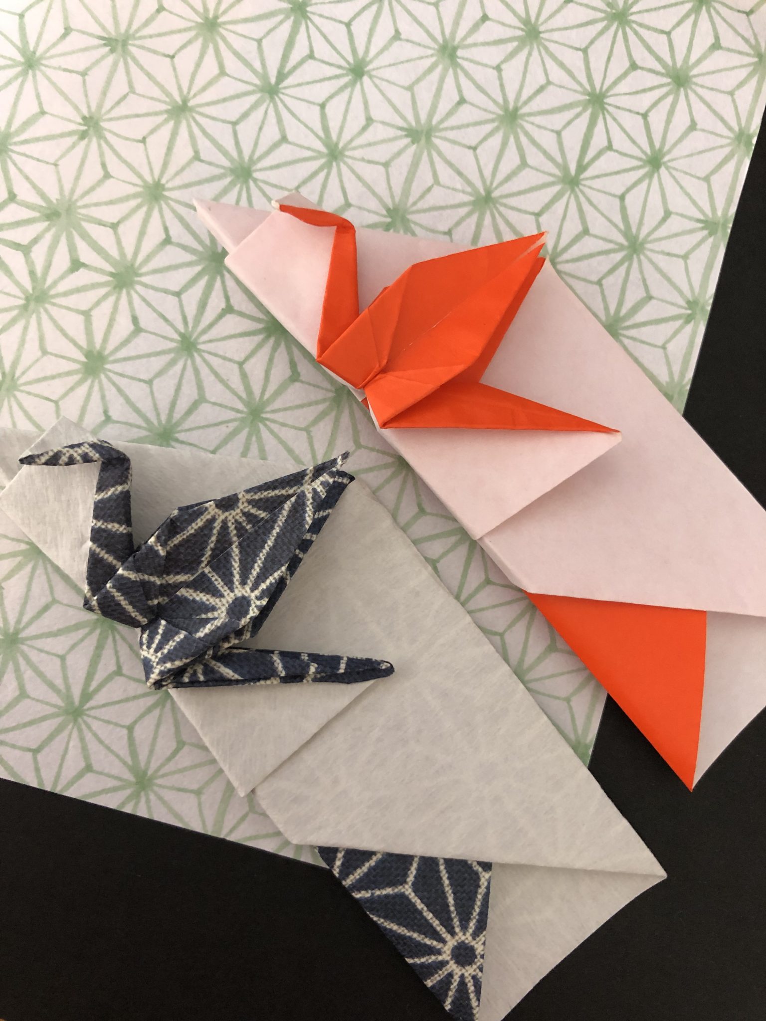 材料は折り紙だけ！オシャレな鶴の「祝い箸袋」を作って新年を迎えよう♪ | bestive